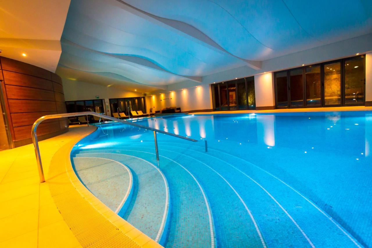 The Mere Golf Resort & Spa Exteriör bild