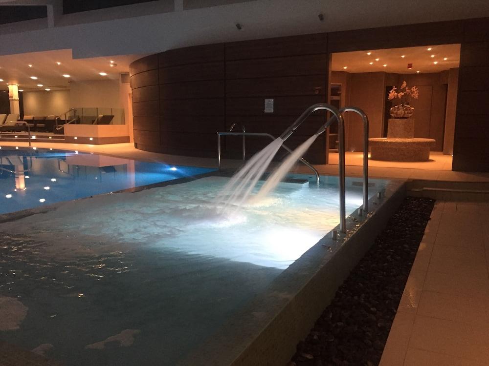 The Mere Golf Resort & Spa Exteriör bild