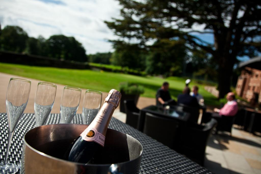 The Mere Golf Resort & Spa Exteriör bild