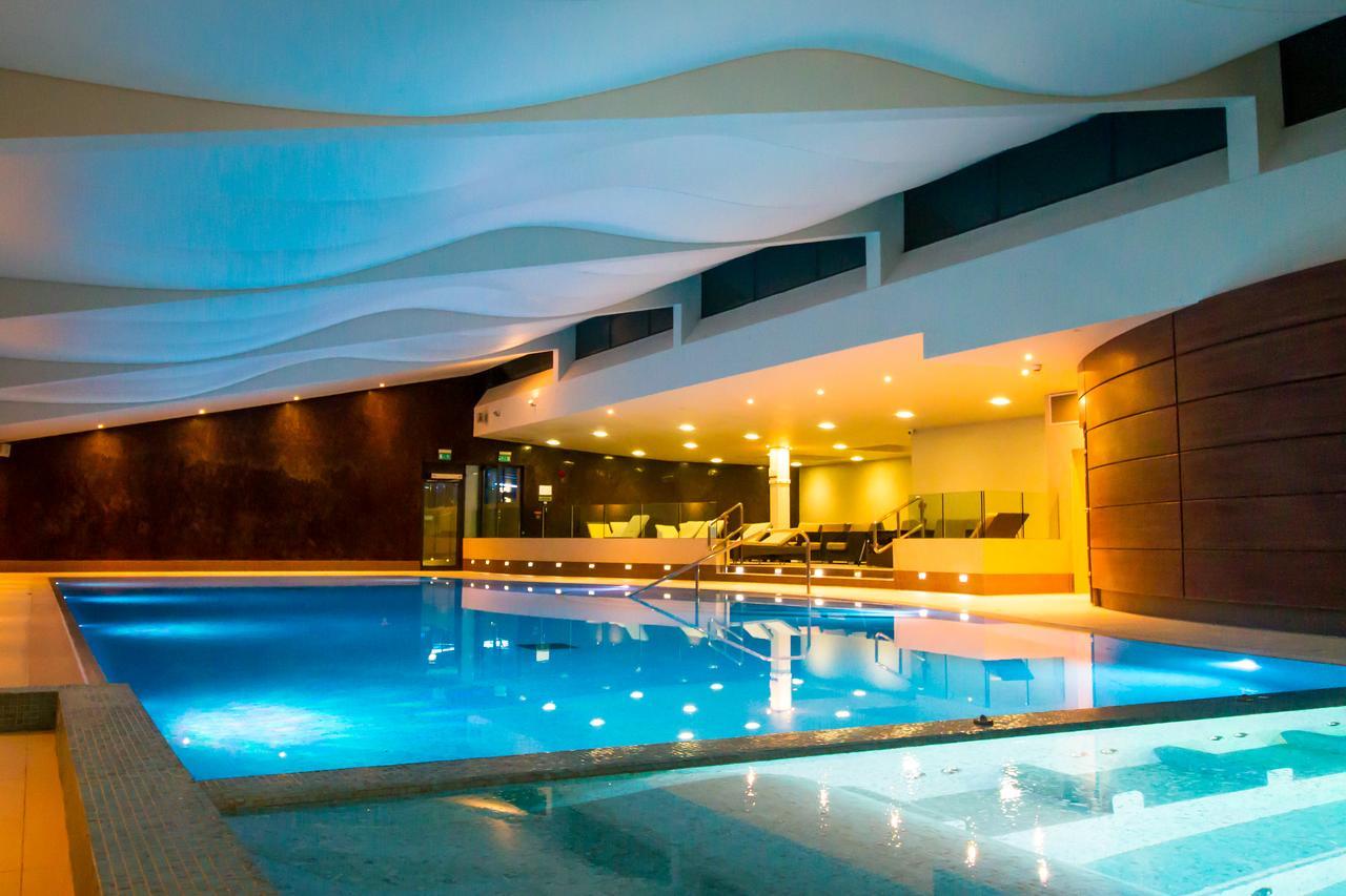 The Mere Golf Resort & Spa Exteriör bild