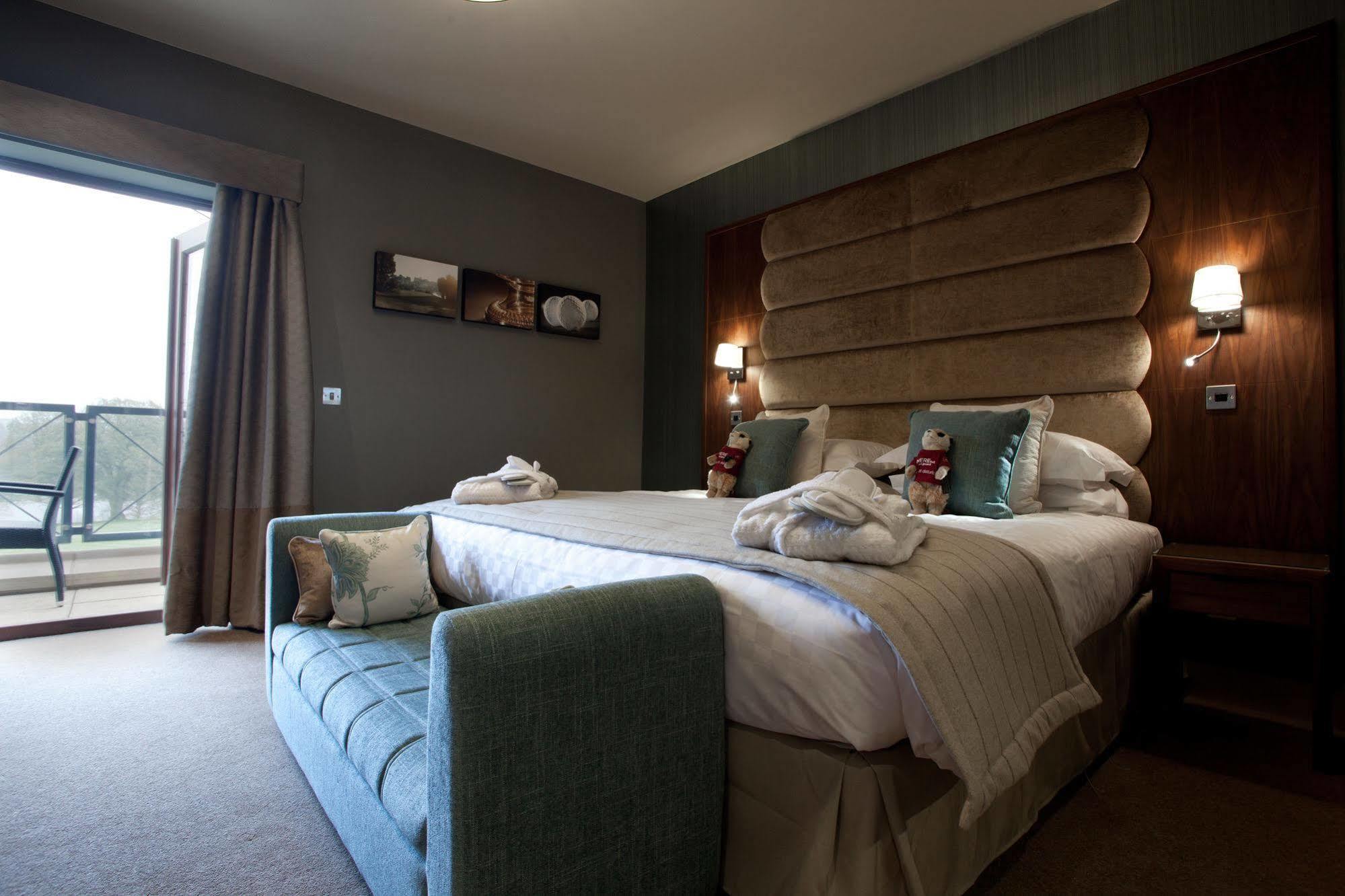 The Mere Golf Resort & Spa Exteriör bild